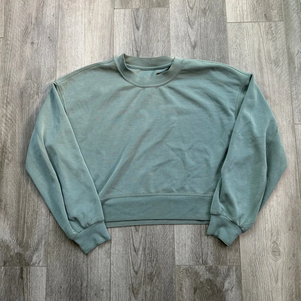 Lululemon Softstreme Cropped Crewneck Sweatshirt Womens Sage Green